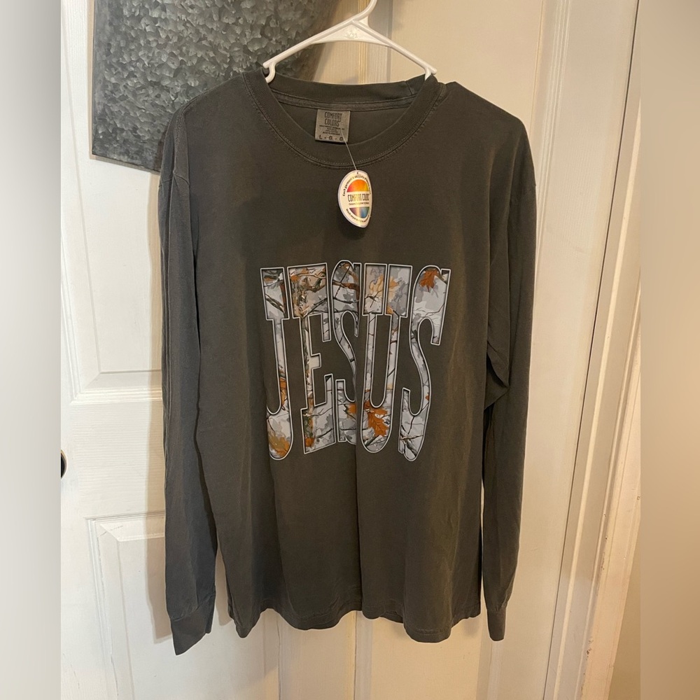 Charcoal Gray Camo Jesus Graphic Long Sleeve NWT